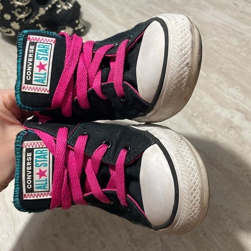 Girls' Converse Chuck Taylor All Star Madison Shimmer Ox Sneakers *US 1 - Picture 6 of 7